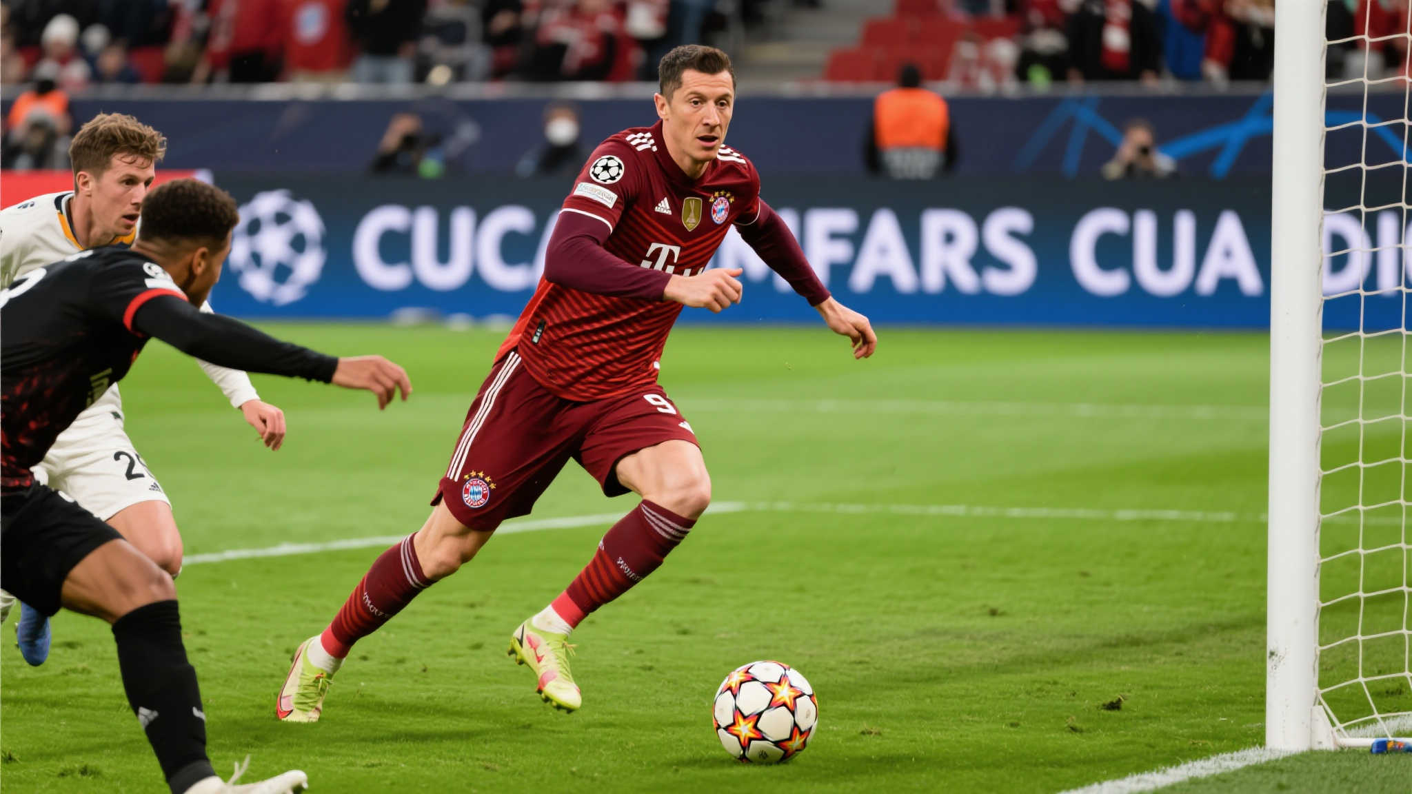 案例分析：决赛中的战术亮点
以世俱杯决赛为例，拜